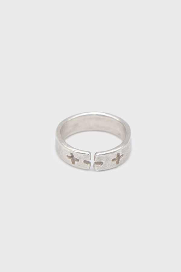 MULTIPLE CROSS CARVED RING